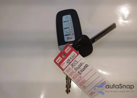 2013 Hyundai Elantra Gt z USA, uszkodzony, nr VIN KMHD35LE8DU121642